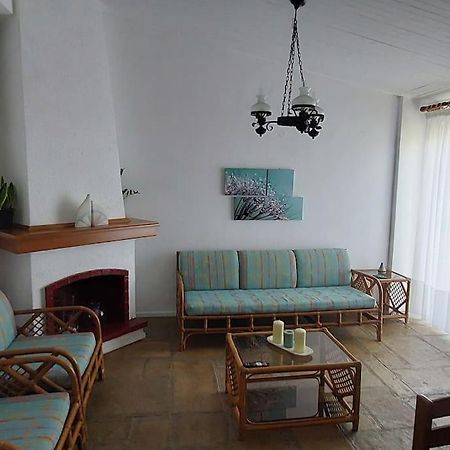 Rena'S Apartment Епаноми Екстериор снимка